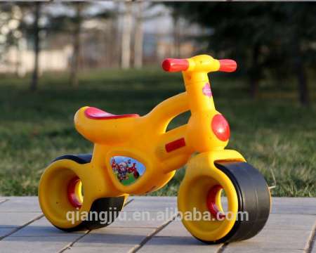 Popular PP baby kids scooter with music wheel light